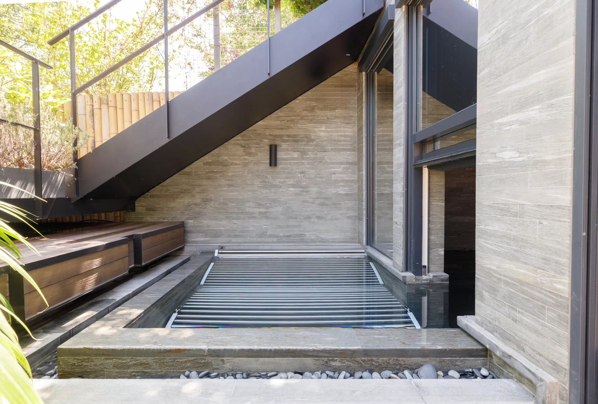 jacuzzi bruisbank